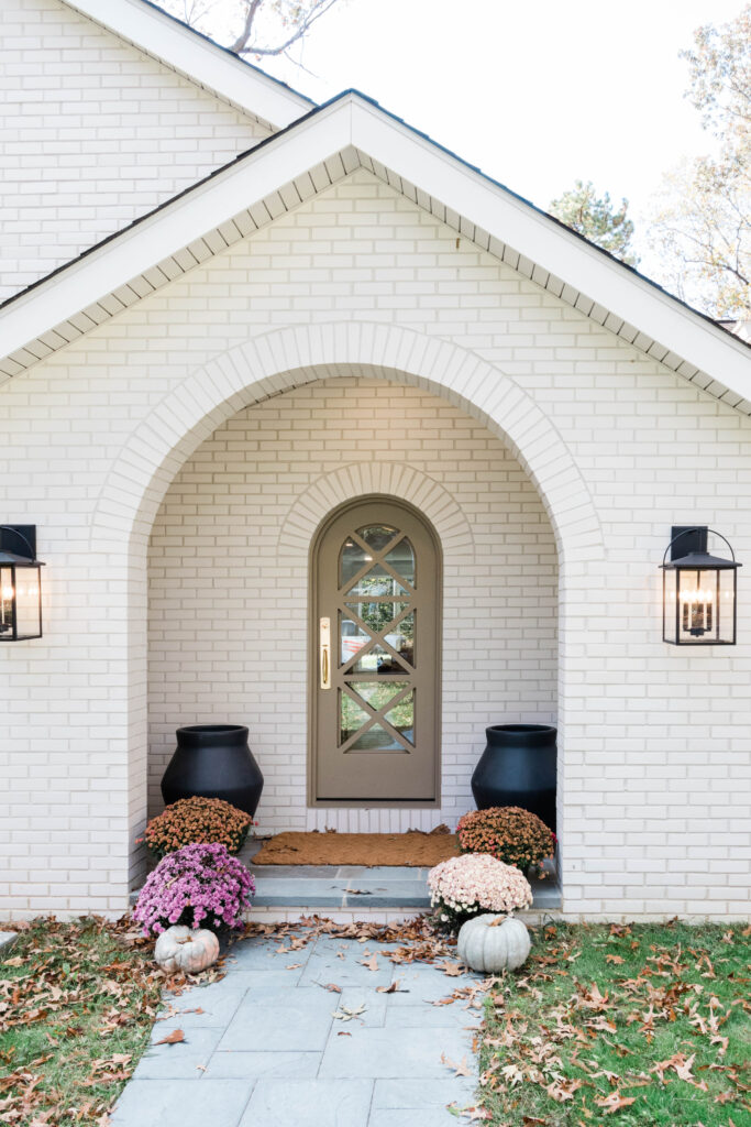 arched front porch ivory brick